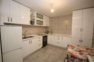 Апартаменты Relax Apartmani Сутоморе Двухместный номер с 2 отдельными кроватями и ванной комнатой-3
