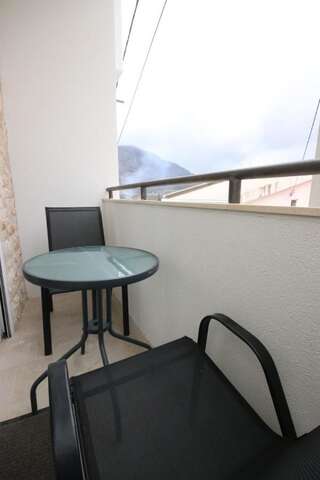 Апартаменты Relax Apartmani Сутоморе Апартаменты с балконом-3